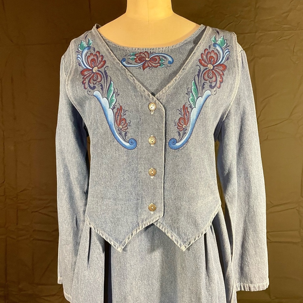 NWT VINTAGE Ethnic Norwegian Hand Painted Medium Cotton Denim Dress Vest M USA - Picture 2 of 9